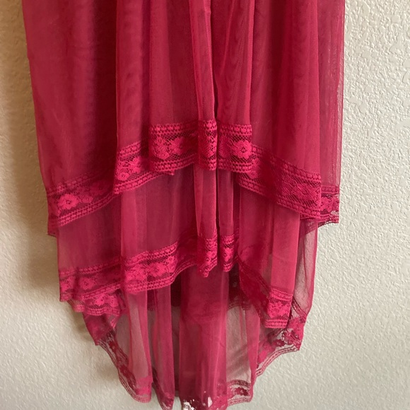 Francesca’s High-Lo Red Dress with Netting and Lace Detail - Picture 2 of 5